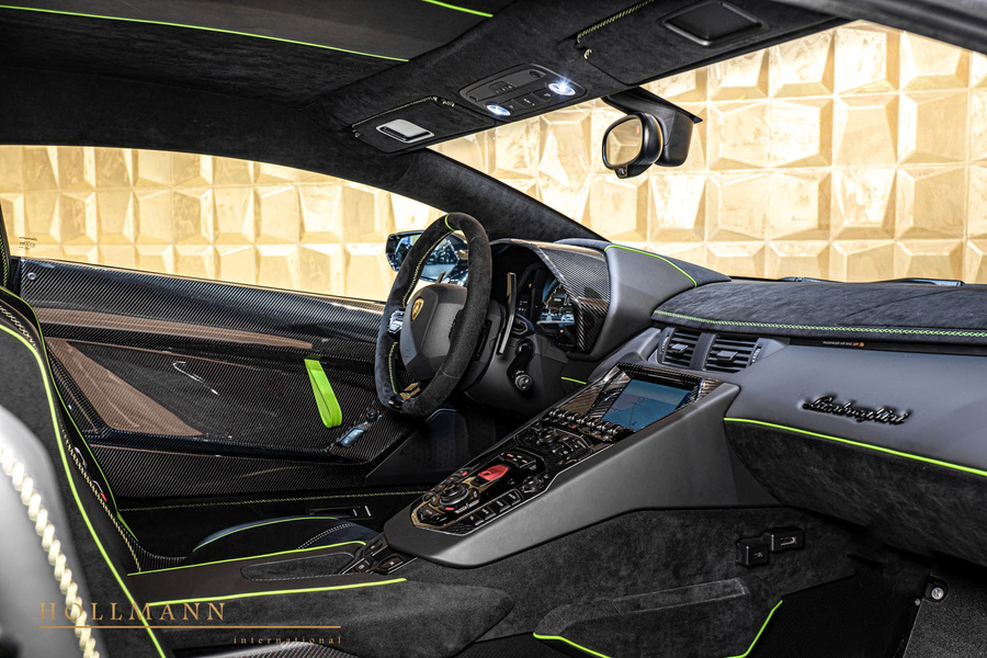 Vehicle view 14