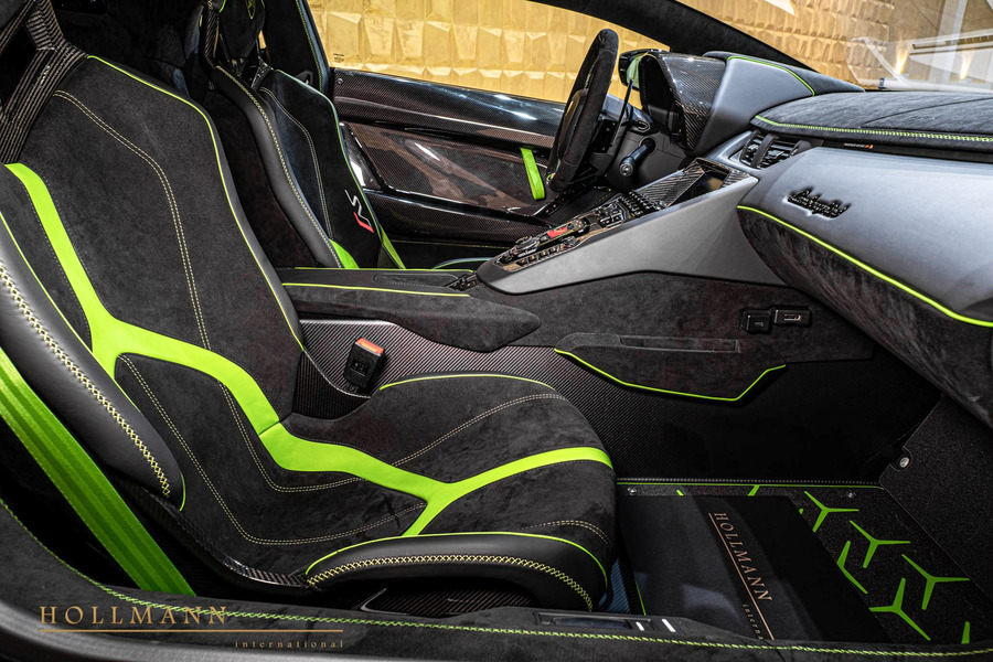 Vehicle view 16
