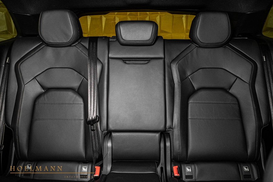 Vehicle view 25