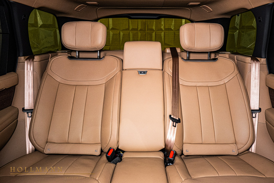 Vehicle view 18