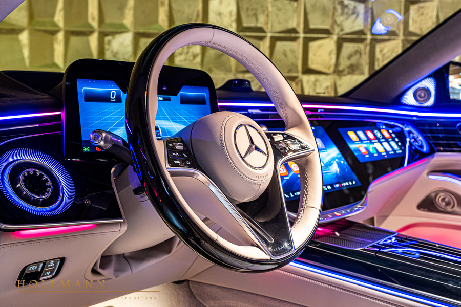 Vehicle view 16