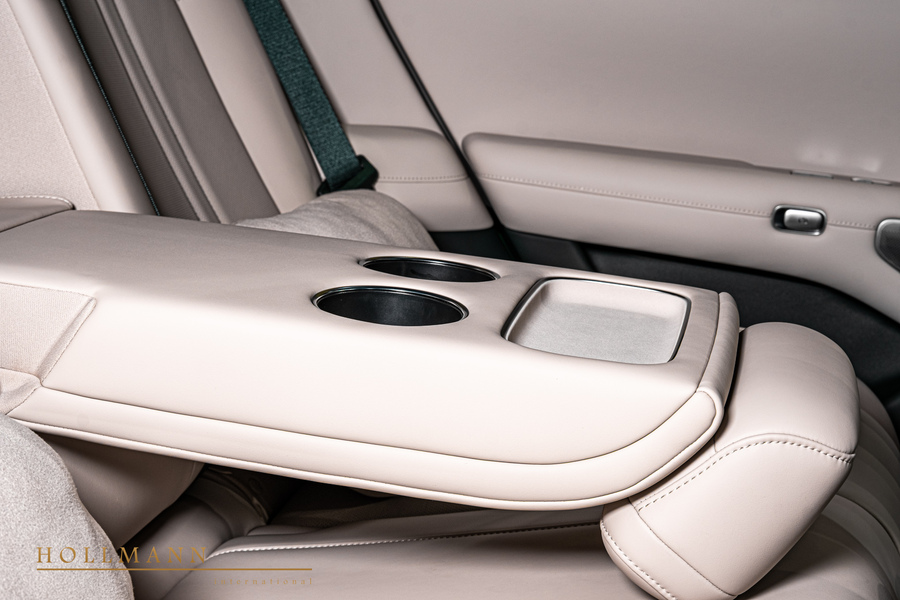 Vehicle view 28