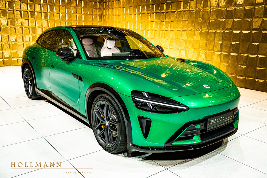 Vehicle view 9