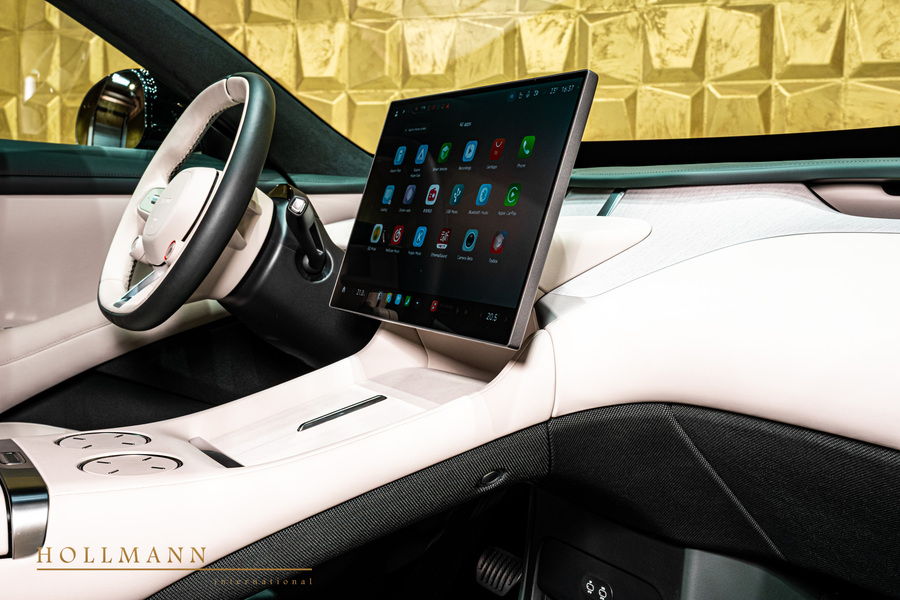 Vehicle view 24