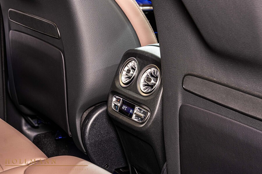 Vehicle view 15