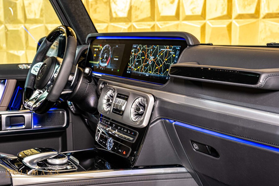 Vehicle view 18