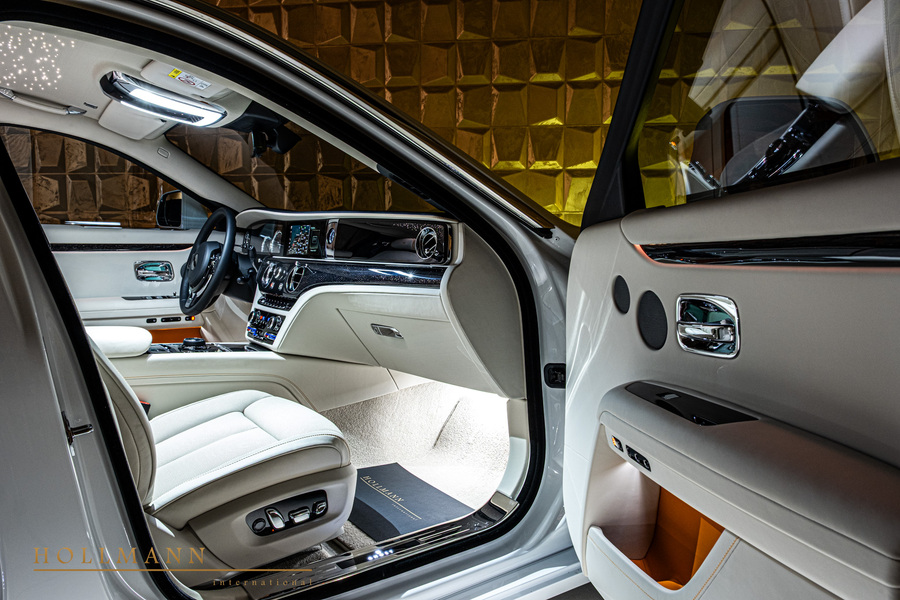 Vehicle view 25