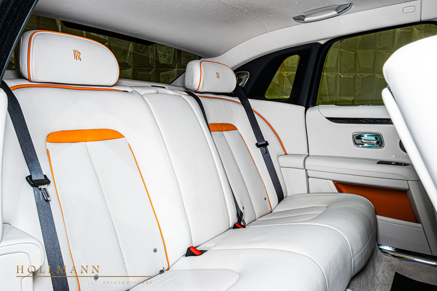 Vehicle view 9