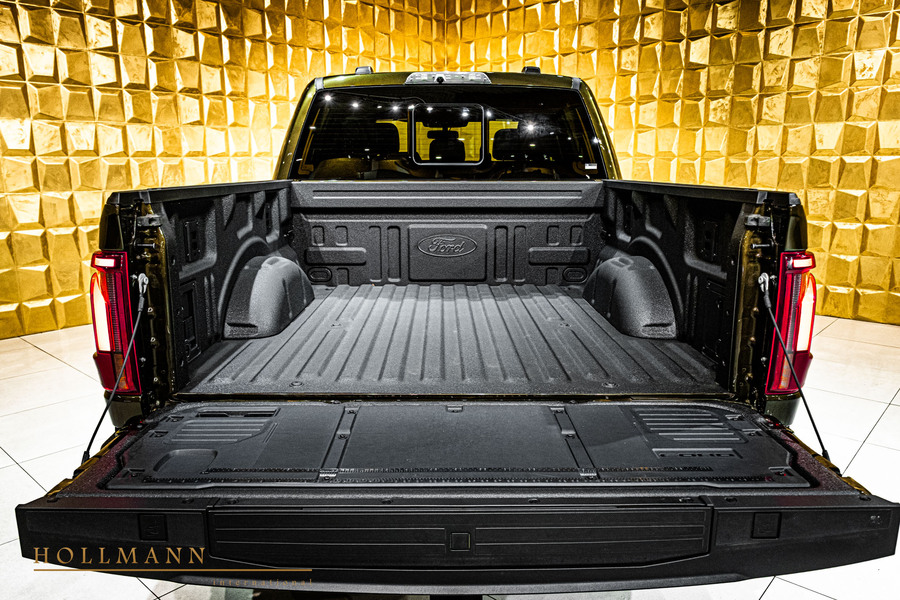 Vehicle view 14