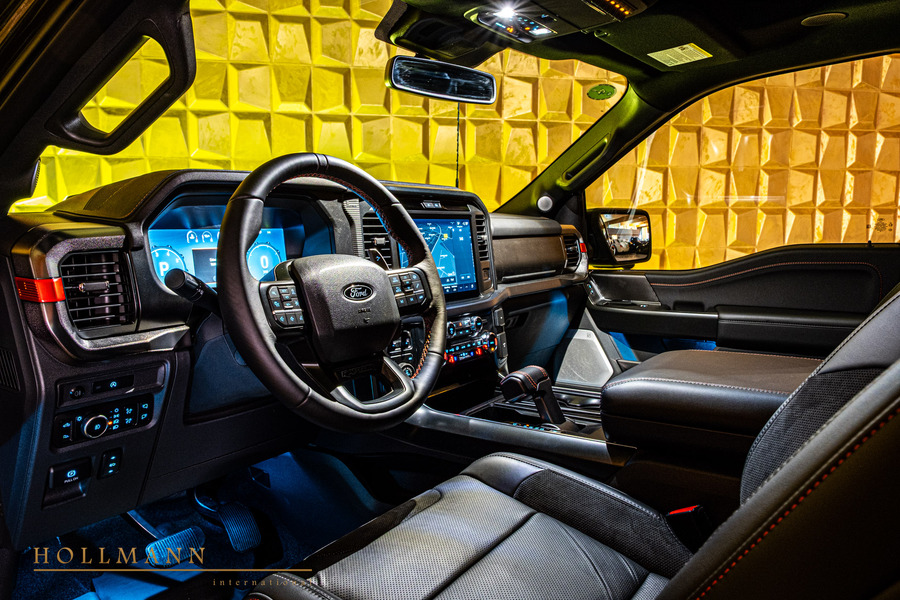Vehicle view 15