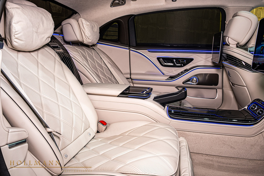 Vehicle view 23