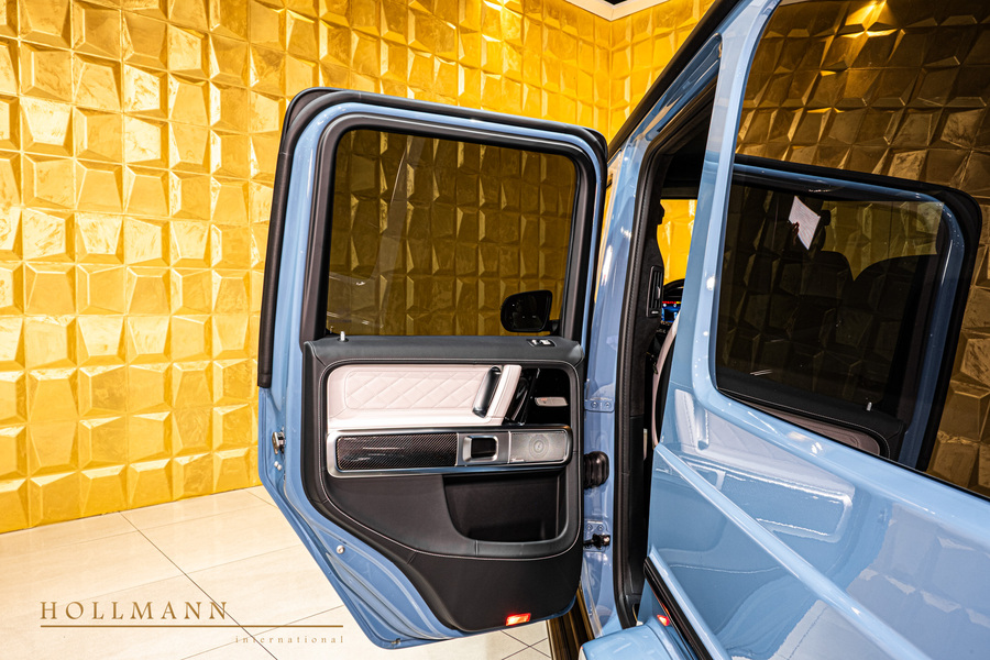 Vehicle view 25