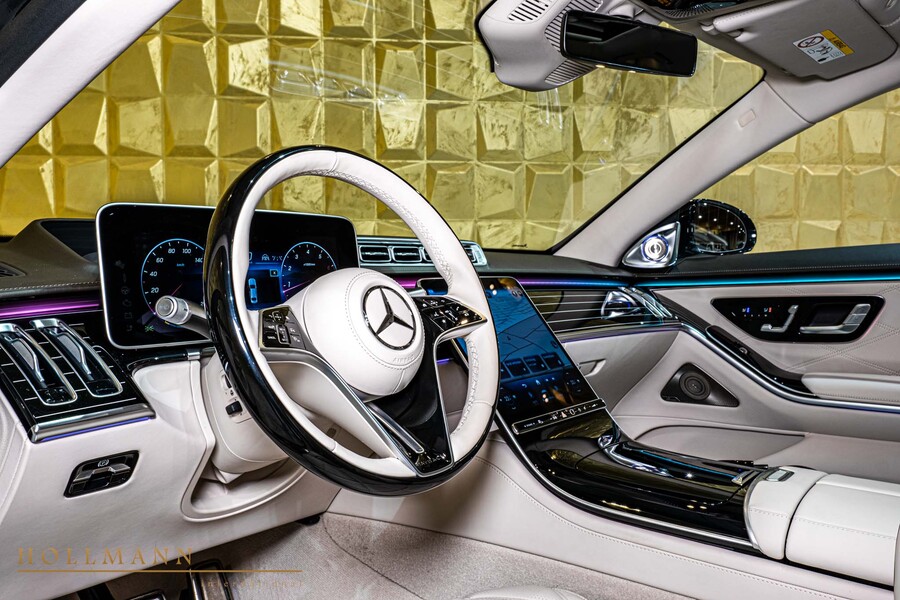 Vehicle view 16