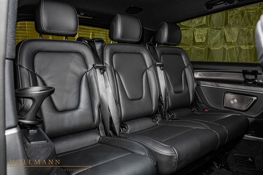 Vehicle view 25