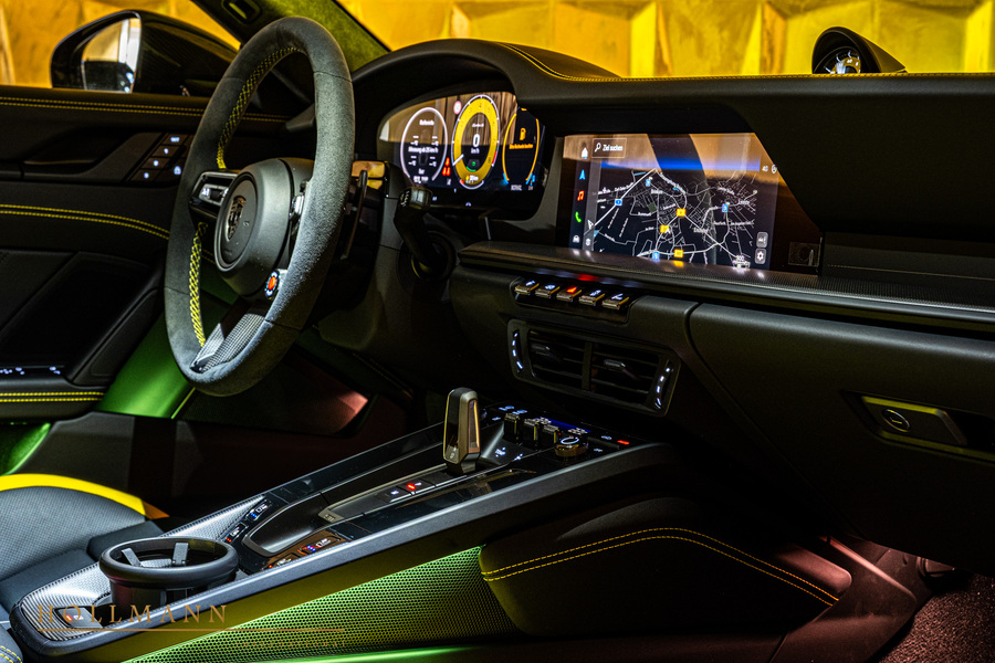 Vehicle view 25