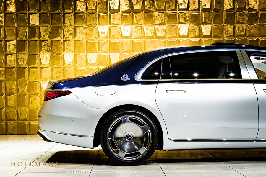 Vehicle view 6