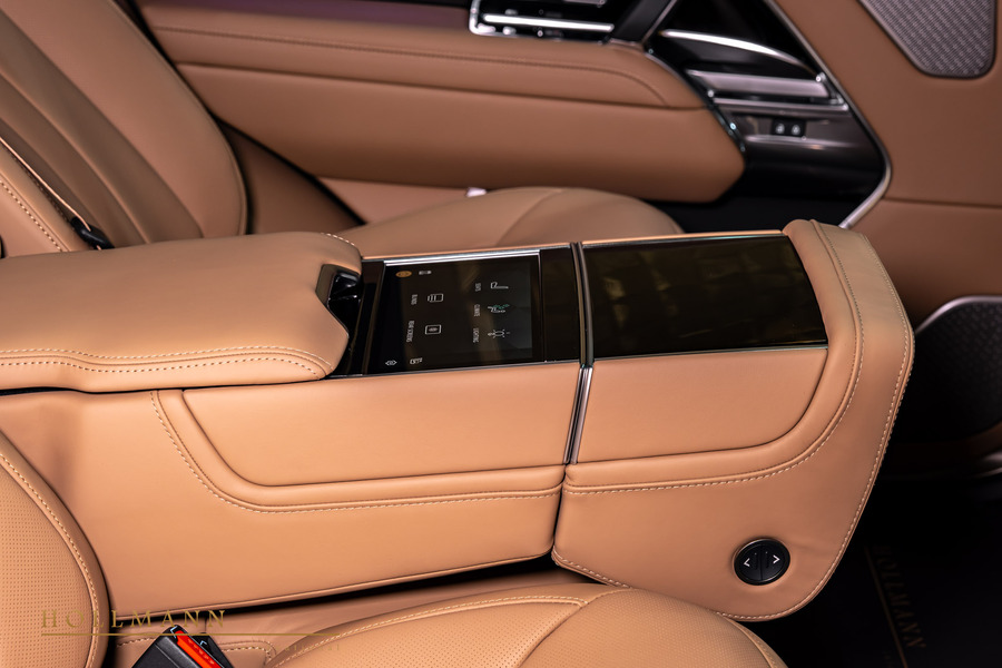 Vehicle view 25