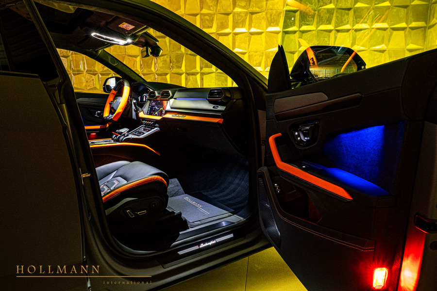 Vehicle view 19