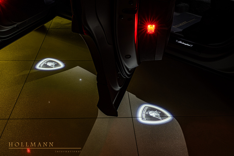Vehicle view 23