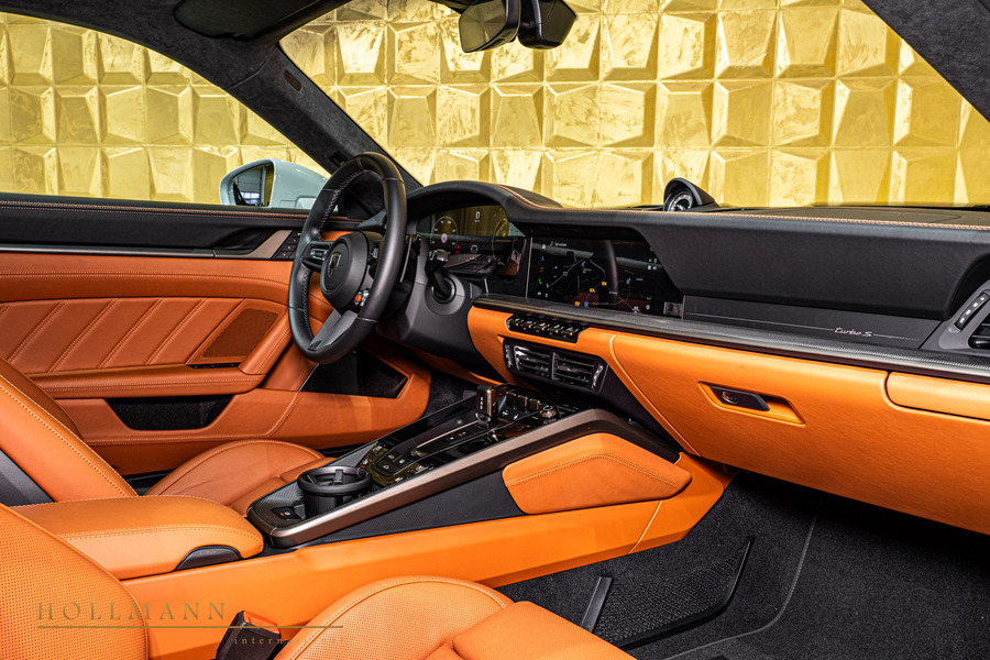 Vehicle view 18