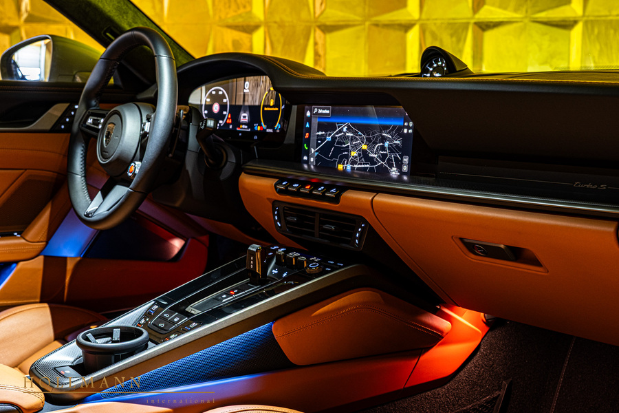 Vehicle view 25
