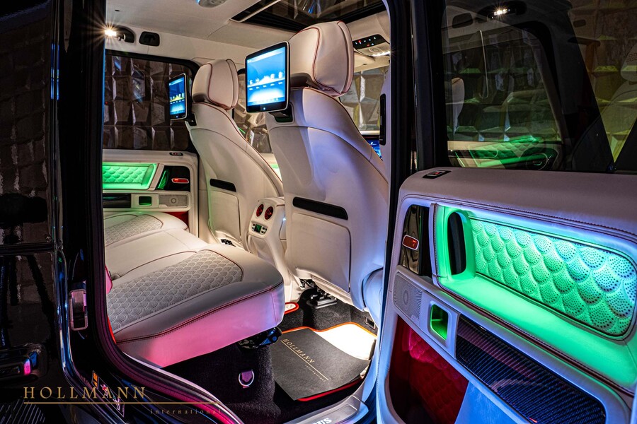Vehicle view 23