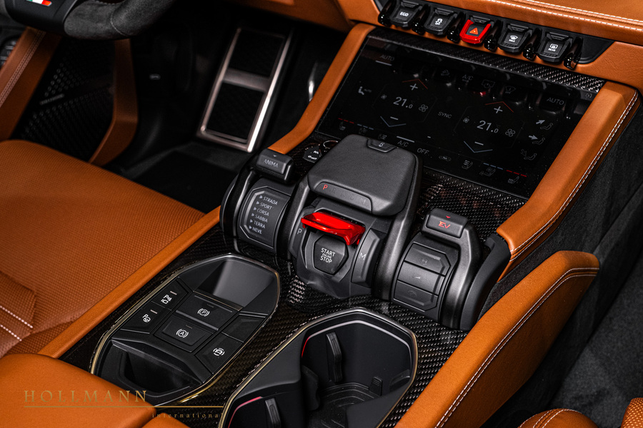 Vehicle view 25