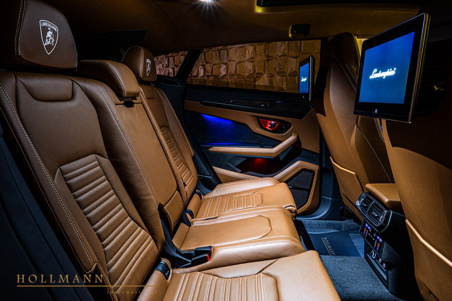 Vehicle view 27