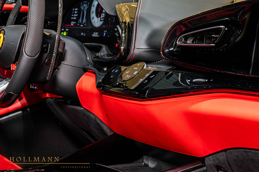 Vehicle view 14