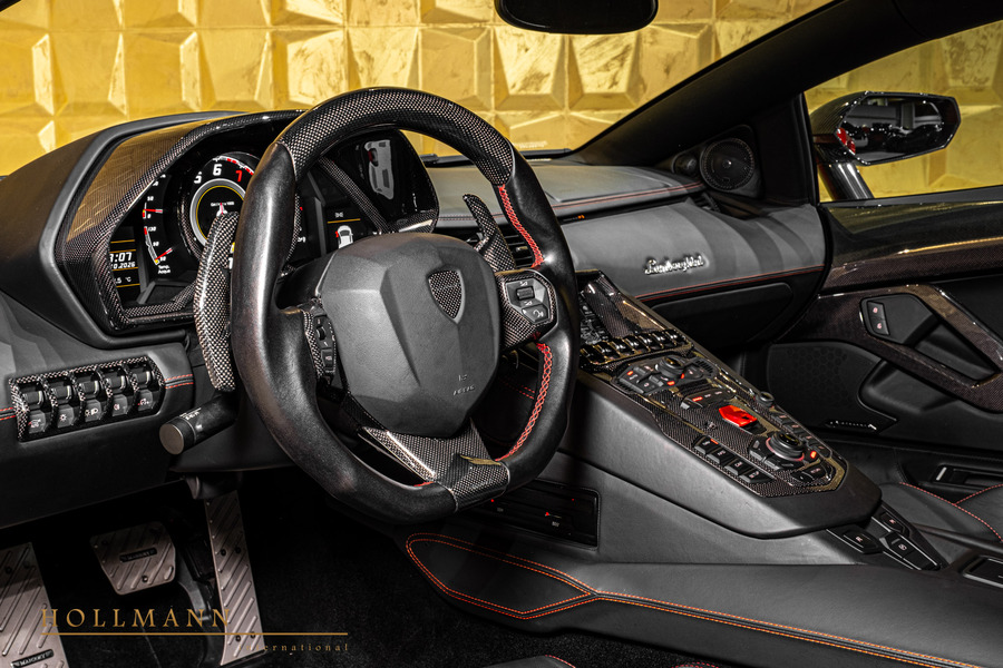 Vehicle view 18