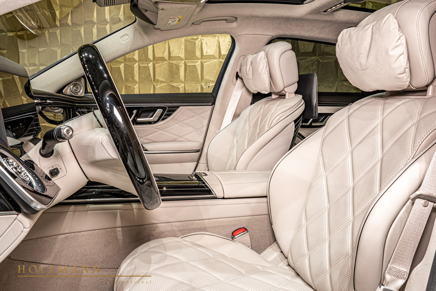 Vehicle view 13